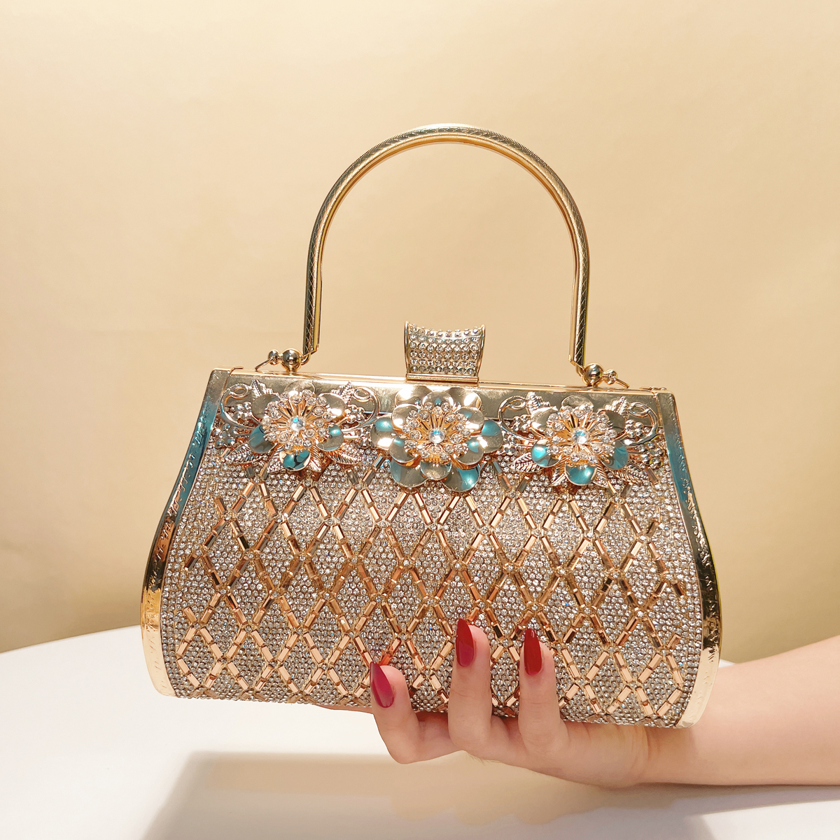 Bucket Design Women Clutch Bag – Women Bags Golden recenzja i cena