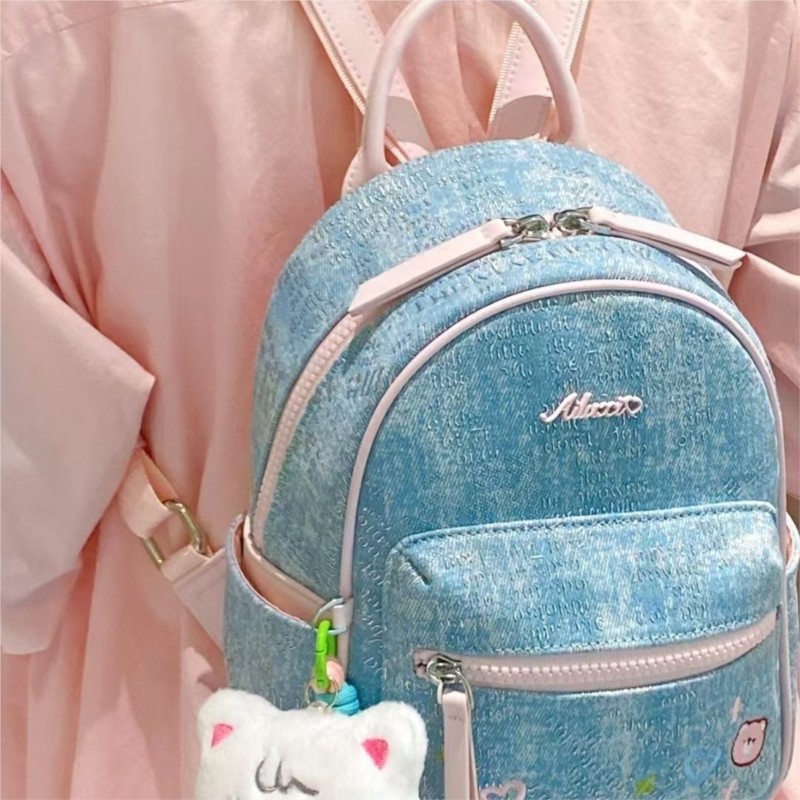 Blue Denim Embroidered Bear Ba – Mini Backpack Women recenzja i cena